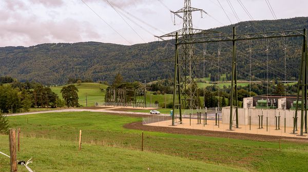 Ansicht der Unterstation Sorvilier nach der Inbetriebnahme